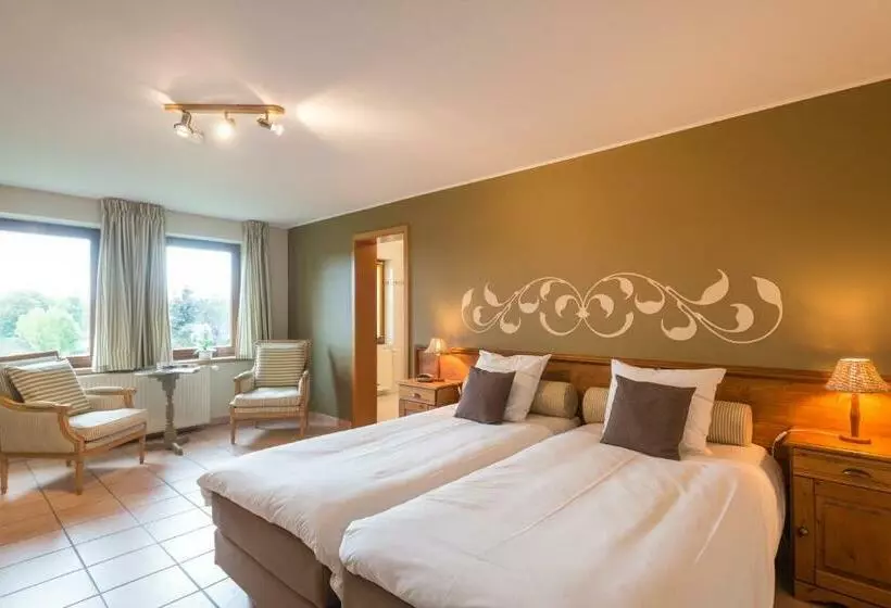 ホテル A La Ferme Du Pere Eugene