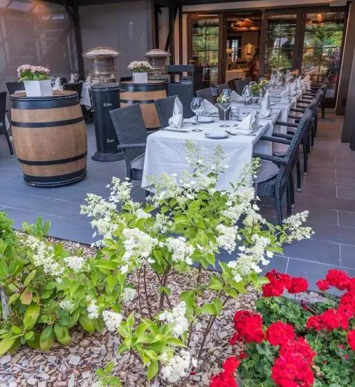 Отель Logis Hôtel Le Menobu