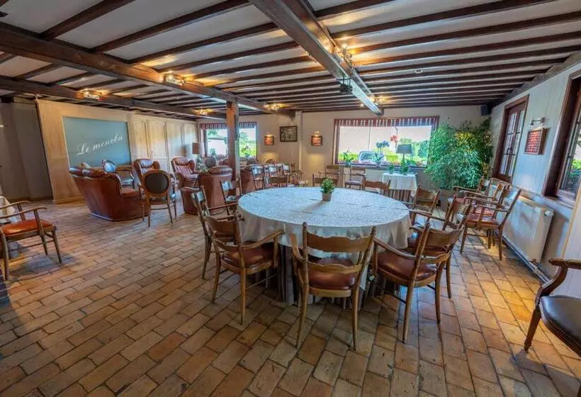 Отель Logis Hôtel Le Menobu