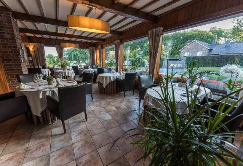 Отель Logis Hôtel Le Menobu