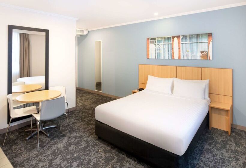 Отель Mercure Sydney Manly Warringah