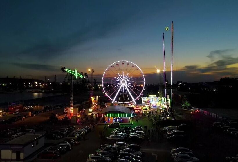 Panorama Hotel Free Ev Charging Station