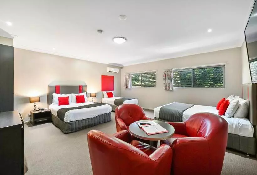 호텔 Platinum International