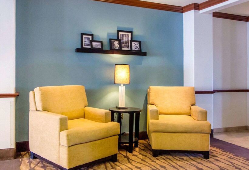 Отель Sleep Inn & Suites
