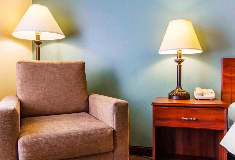 Отель Sleep Inn & Suites