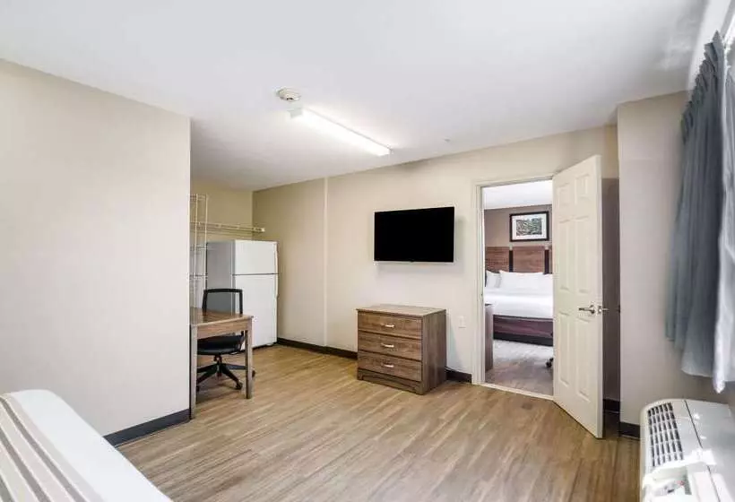 ホテル Suburban Studios Sterling  Washington Dulles