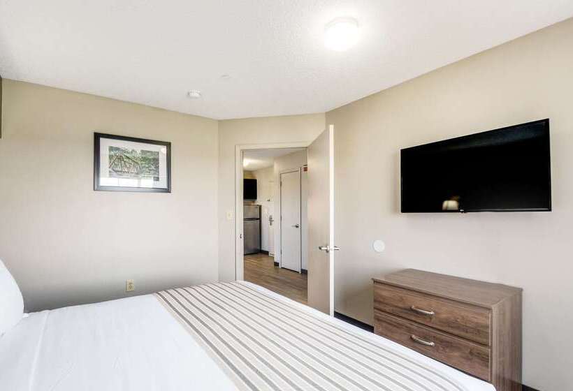 فندق Suburban Studios Sterling  Washington Dulles