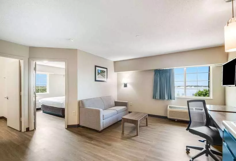 ホテル Suburban Studios Sterling  Washington Dulles