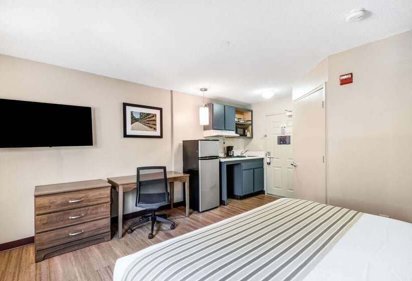 فندق Suburban Studios Sterling  Washington Dulles