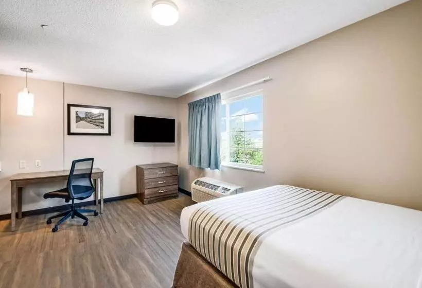 ホテル Suburban Studios Sterling  Washington Dulles