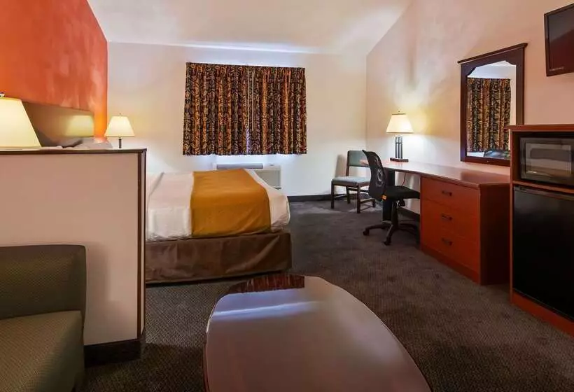 Surestay Hotel By Best Western Greenville