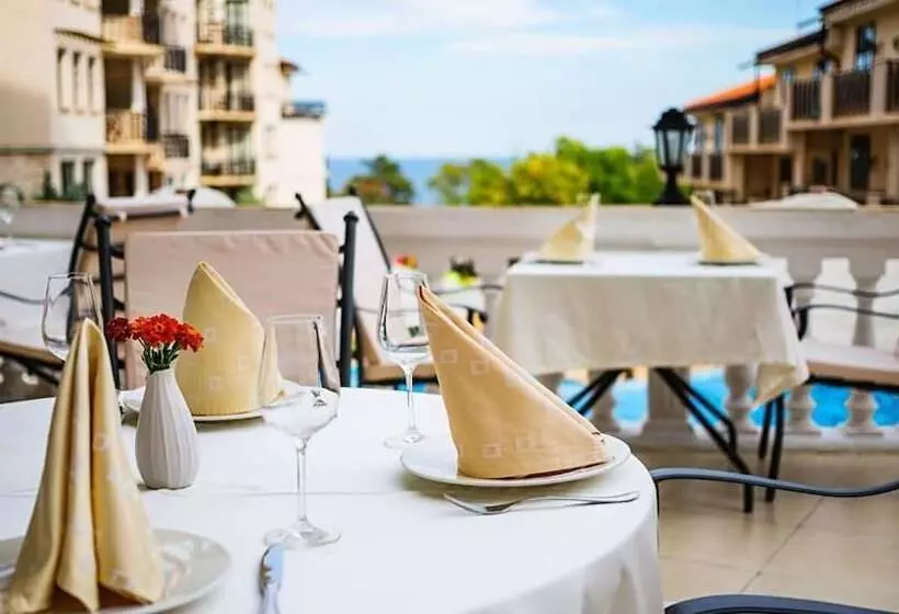 בית מלון כפרי The Cliff Beach & Spa