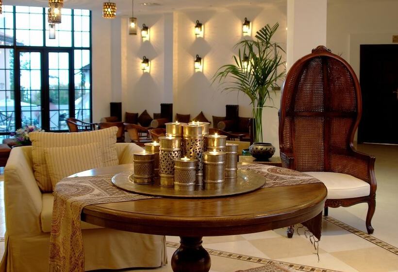 هتل The Cliff Beach & Spa