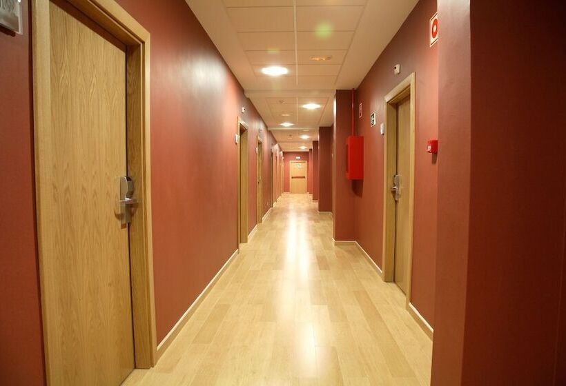 Отель Villa De Ermua