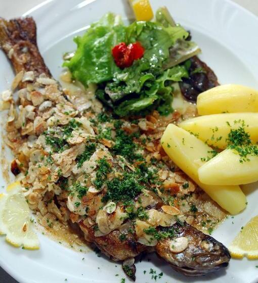 Royal Hotel-restaurant Bonhomme