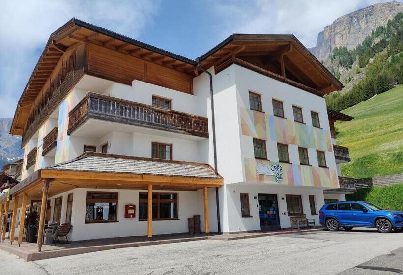 تختخواب و صبحانه Crëp Sella