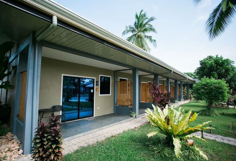 Hidden Lagoon Resort