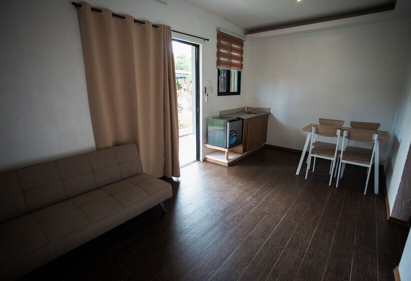 Hidden Lagoon Resort