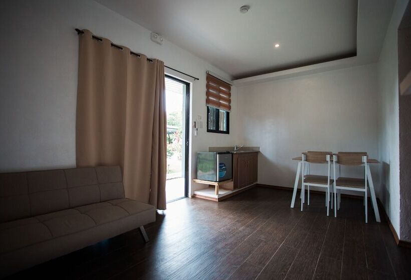 Hidden Lagoon Resort