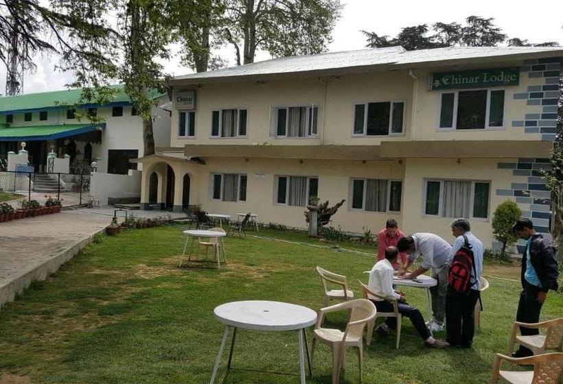 فندق Chinar Lodge
