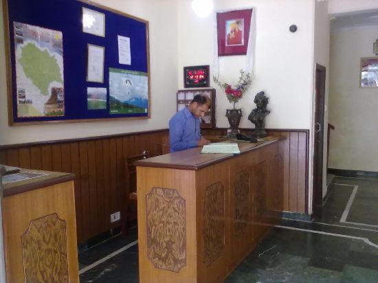 فندق Chinar Lodge