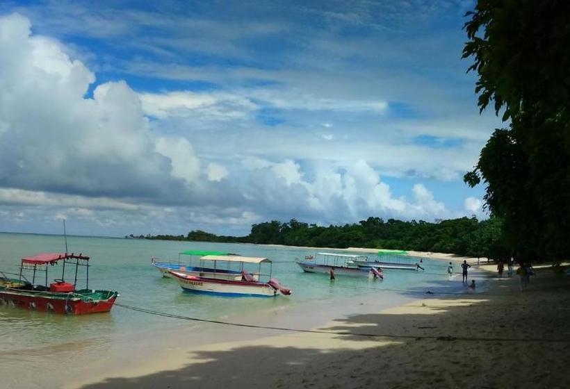 Hotel Exotica Squares