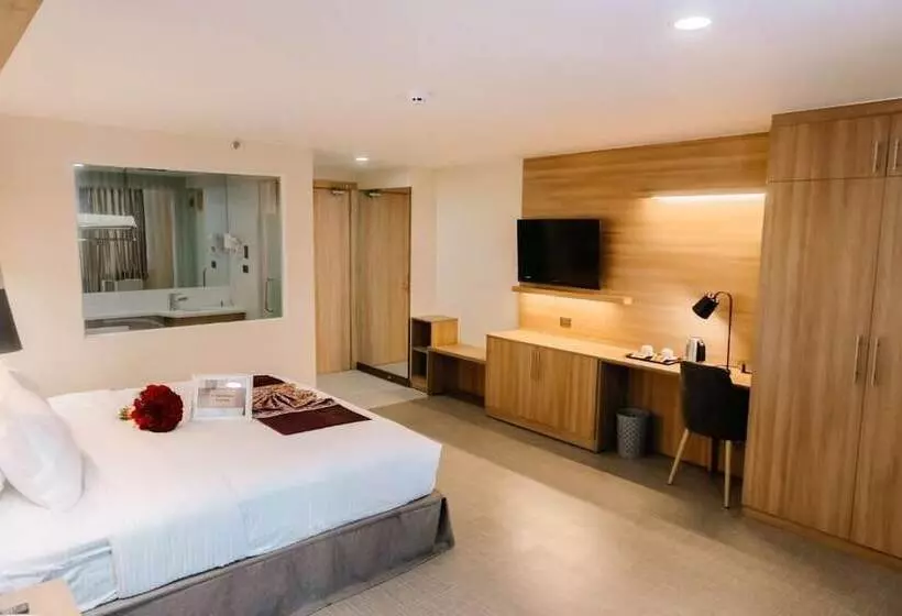 Hotelli L Meridian Suite
