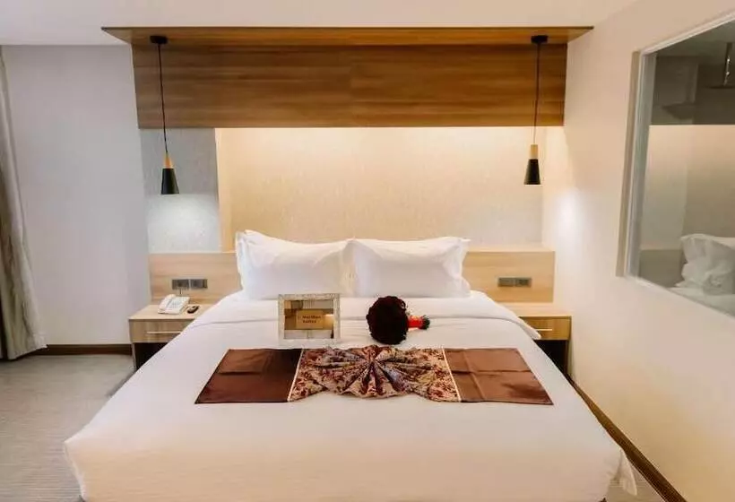 Hotelli L Meridian Suite
