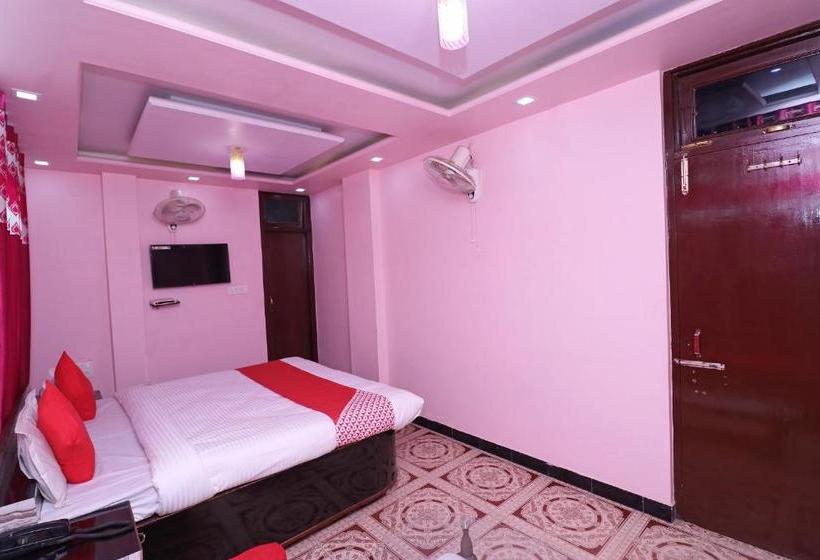 호텔 Oyo 28299  Kothiwal