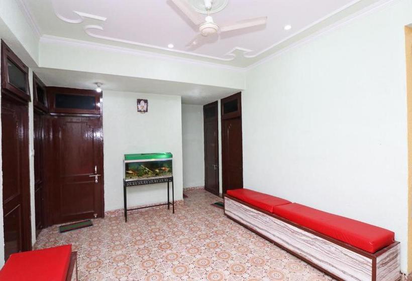 호텔 Oyo 28299  Kothiwal