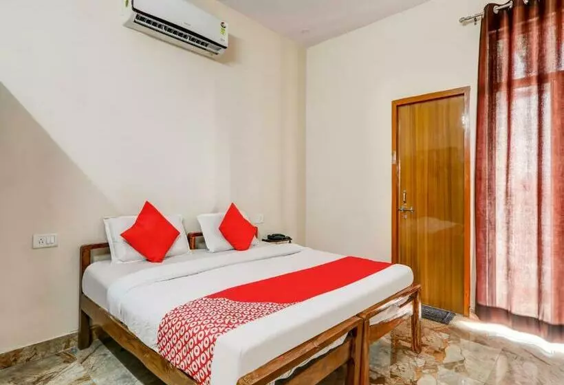 Hotelli Oyo 74122 Raghuvar Palace