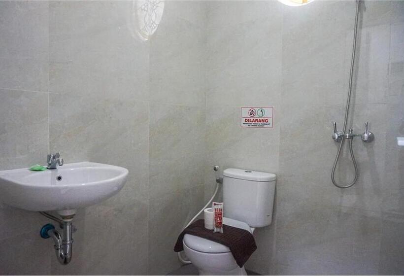 בית מלון כפרי Reddoorz Near Araya Family Club House