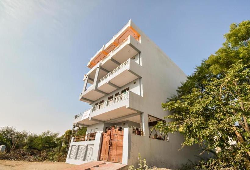 Hotel Spot On 73863 Rajeswari Lodge