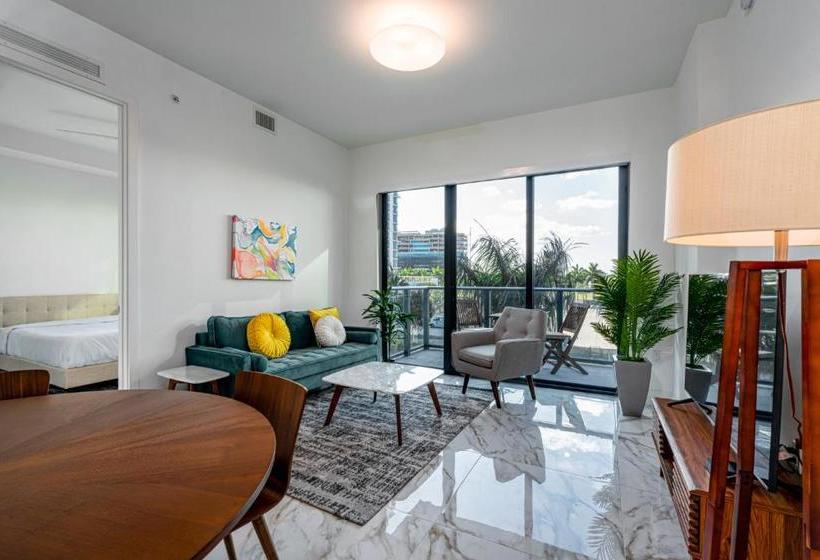 Whyhotel Midtown Miami