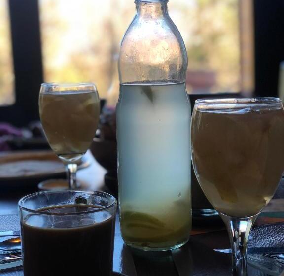 هاستل Hostal De Altura