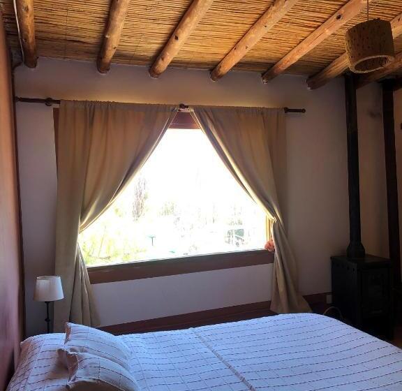 هاستل Hostal De Altura