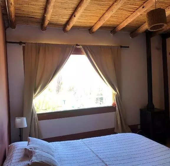 ユースホステル Hostal De Altura