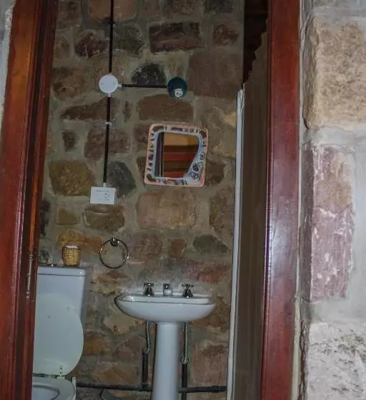 ユースホステル Hostal De Altura