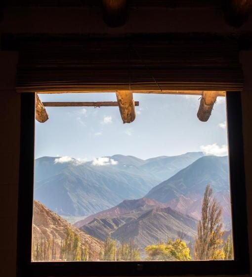 هاستل Hostal De Altura