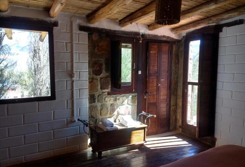 هاستل Hostal De Altura