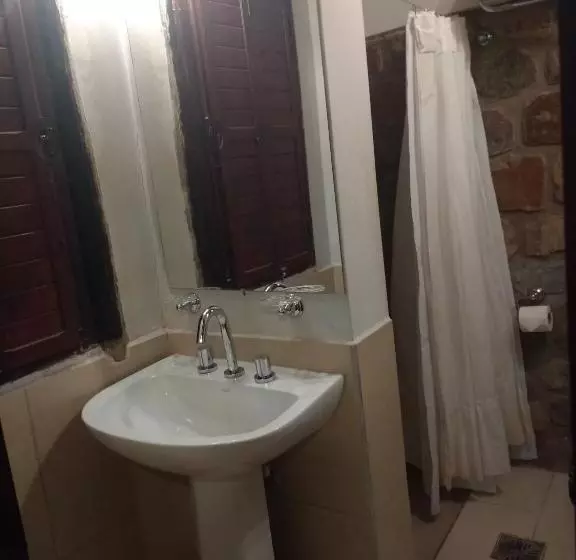 ユースホステル Hostal De Altura
