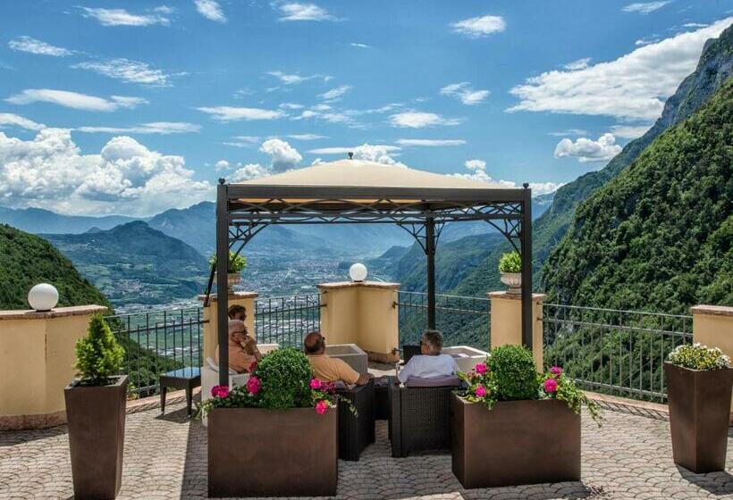 Отель Albergo Miravalle Fai Della Paganella