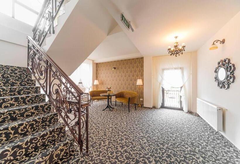 هتل Complex Havana