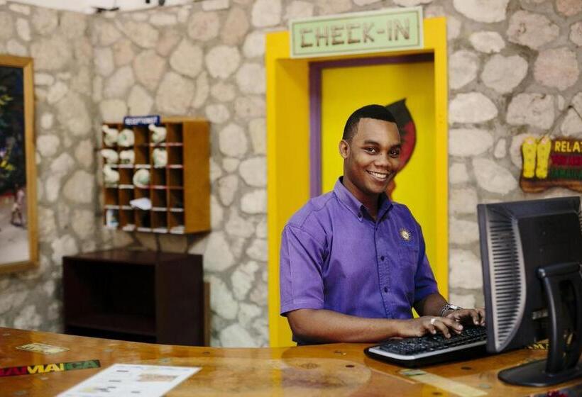 هتل Galina Breeze