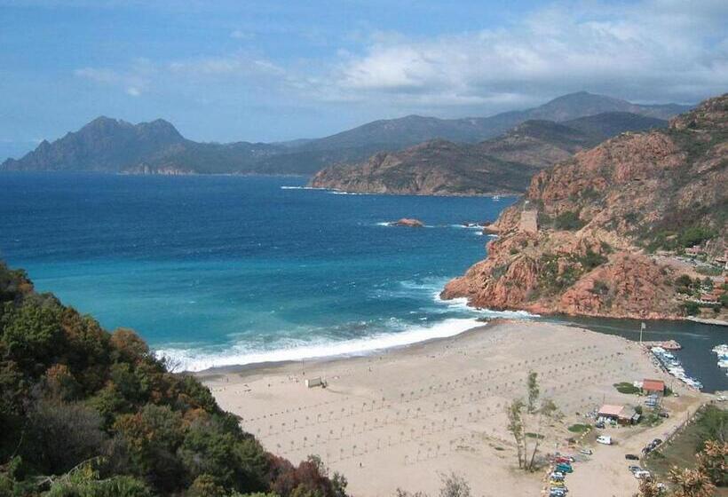 בית מלון כפרי La Calypso