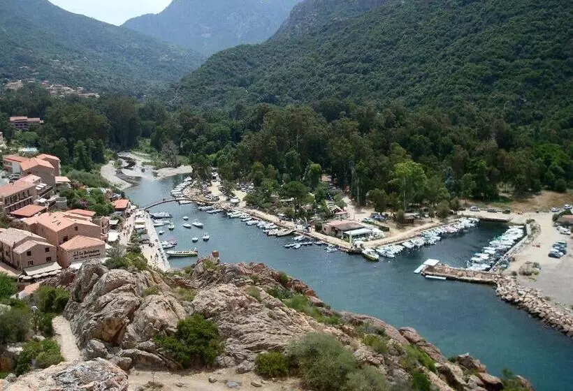 هتل La Calypso