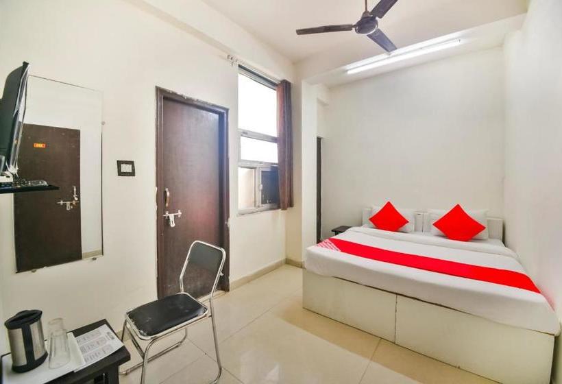 فندق Oyo 66847  Utsav