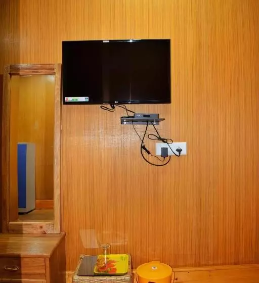 ホテル Tawang Centre Point