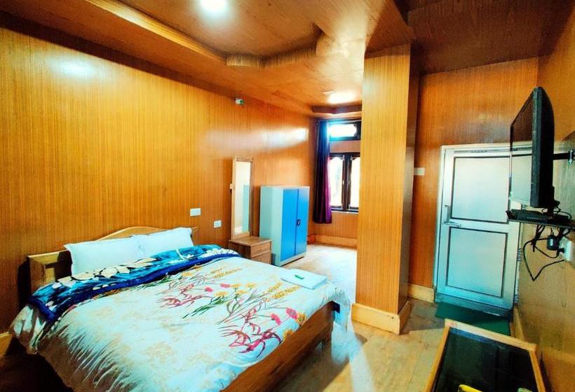 Hotel Tawang Centre Point
