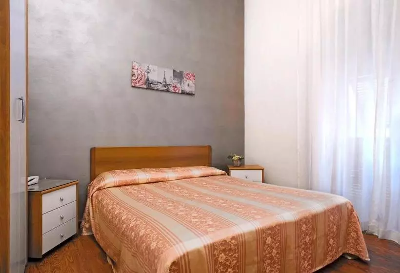 ホテル Via Marsaglia Rooms